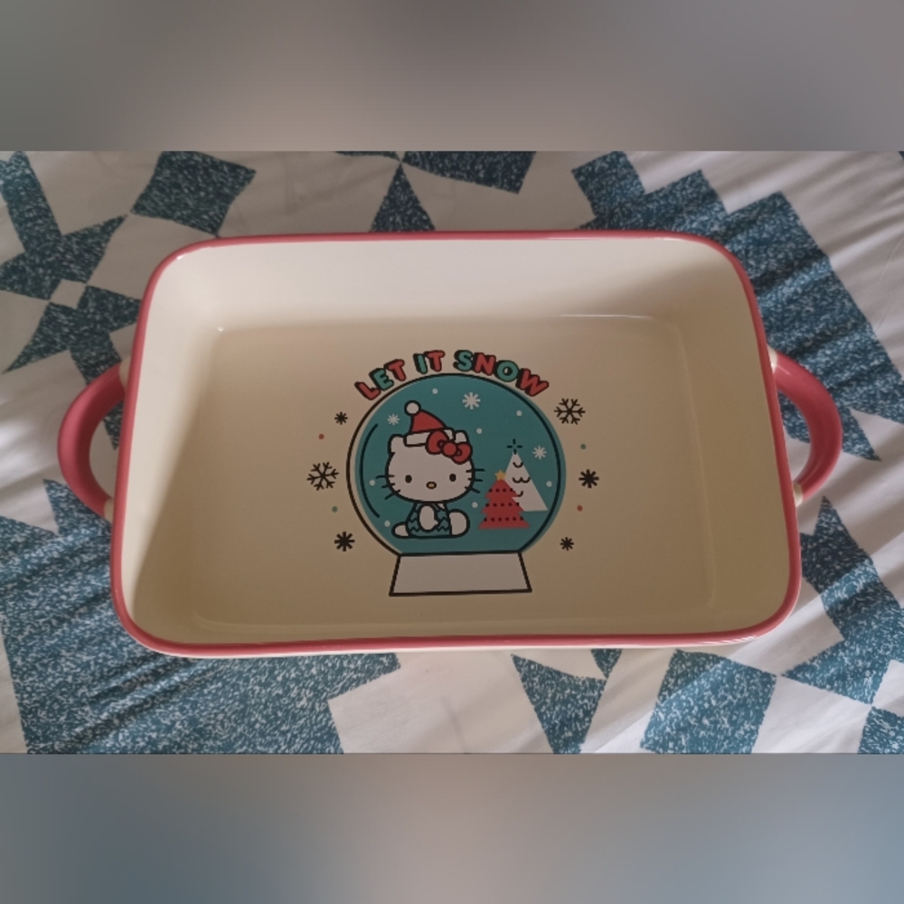 Hello Kitty Let It Snow/SnowGlobe Ceramic Baking Dish 9x12